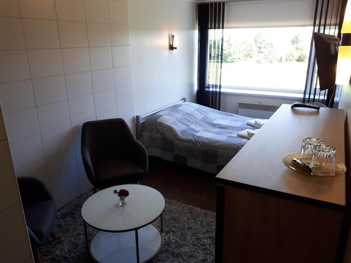 Sorve Guest House Salme Esterno foto